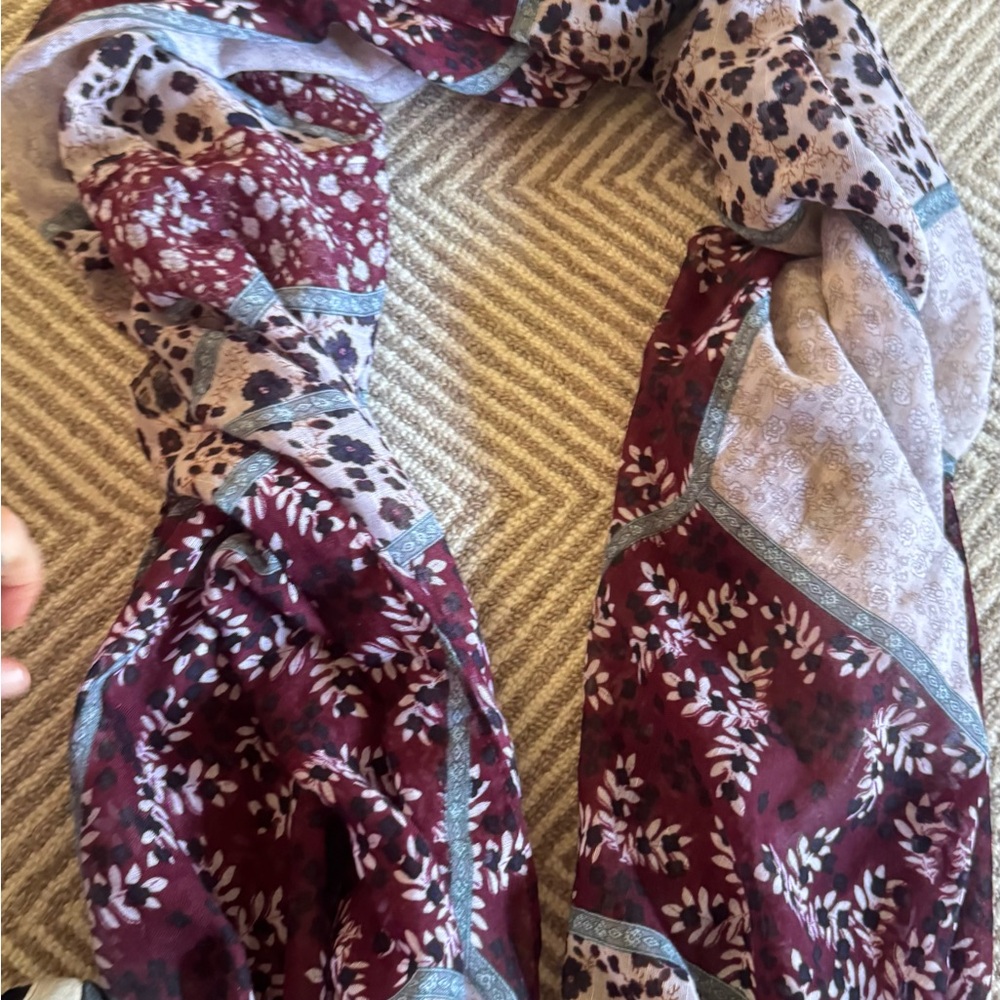 Julia Maroon And Beige Patterned Infinity Scarf - image 4